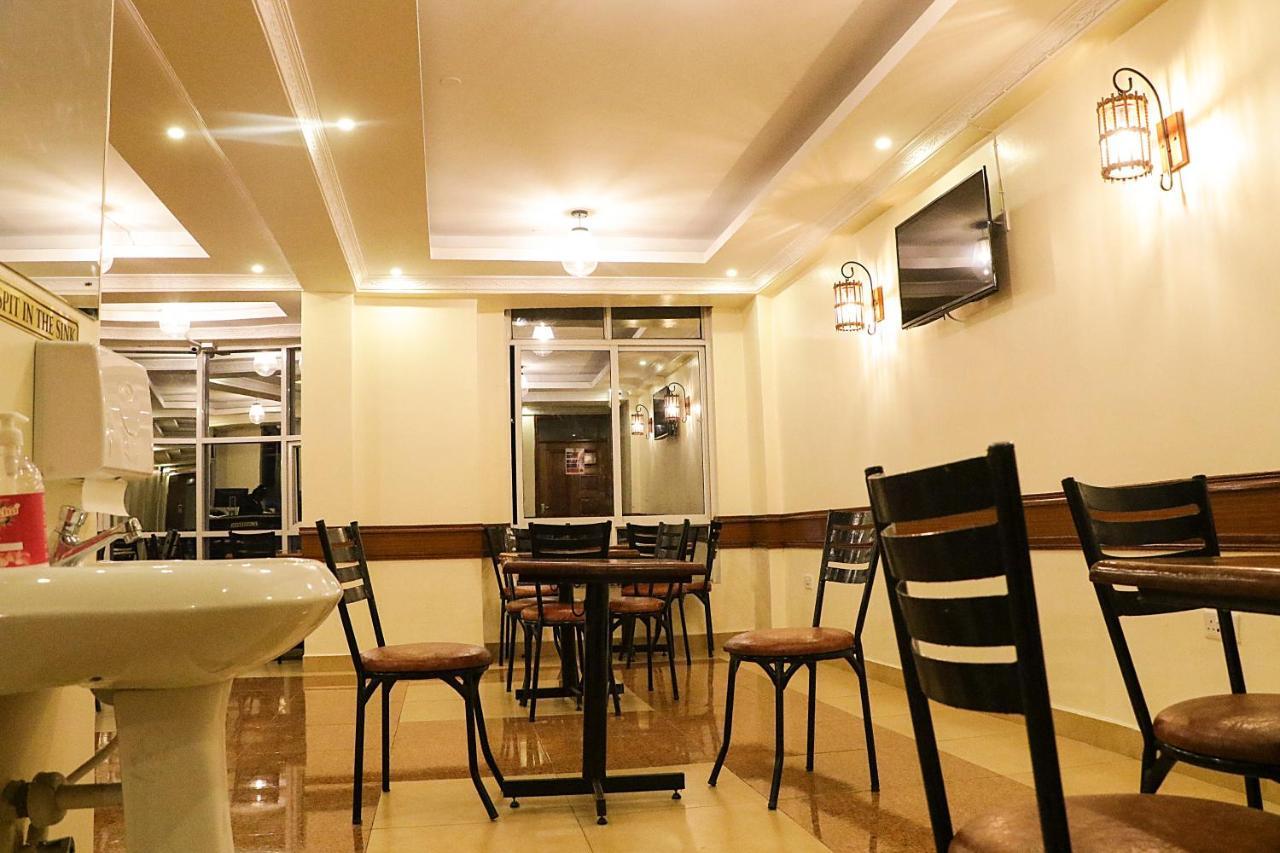 Claire De Lune Moonlight Hotel Nakuru Exteriör bild