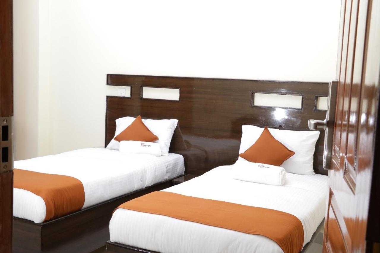 Claire De Lune Moonlight Hotel Nakuru Exteriör bild