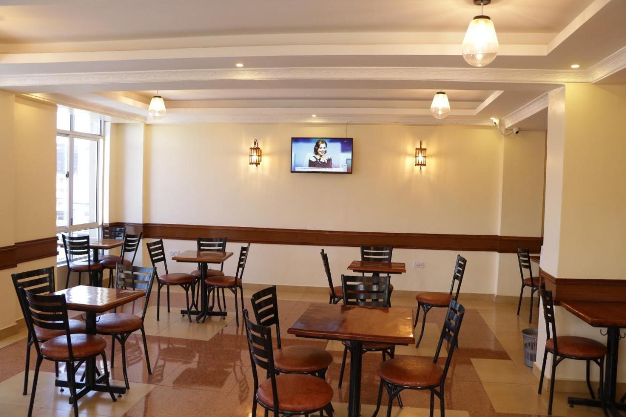 Claire De Lune Moonlight Hotel Nakuru Exteriör bild